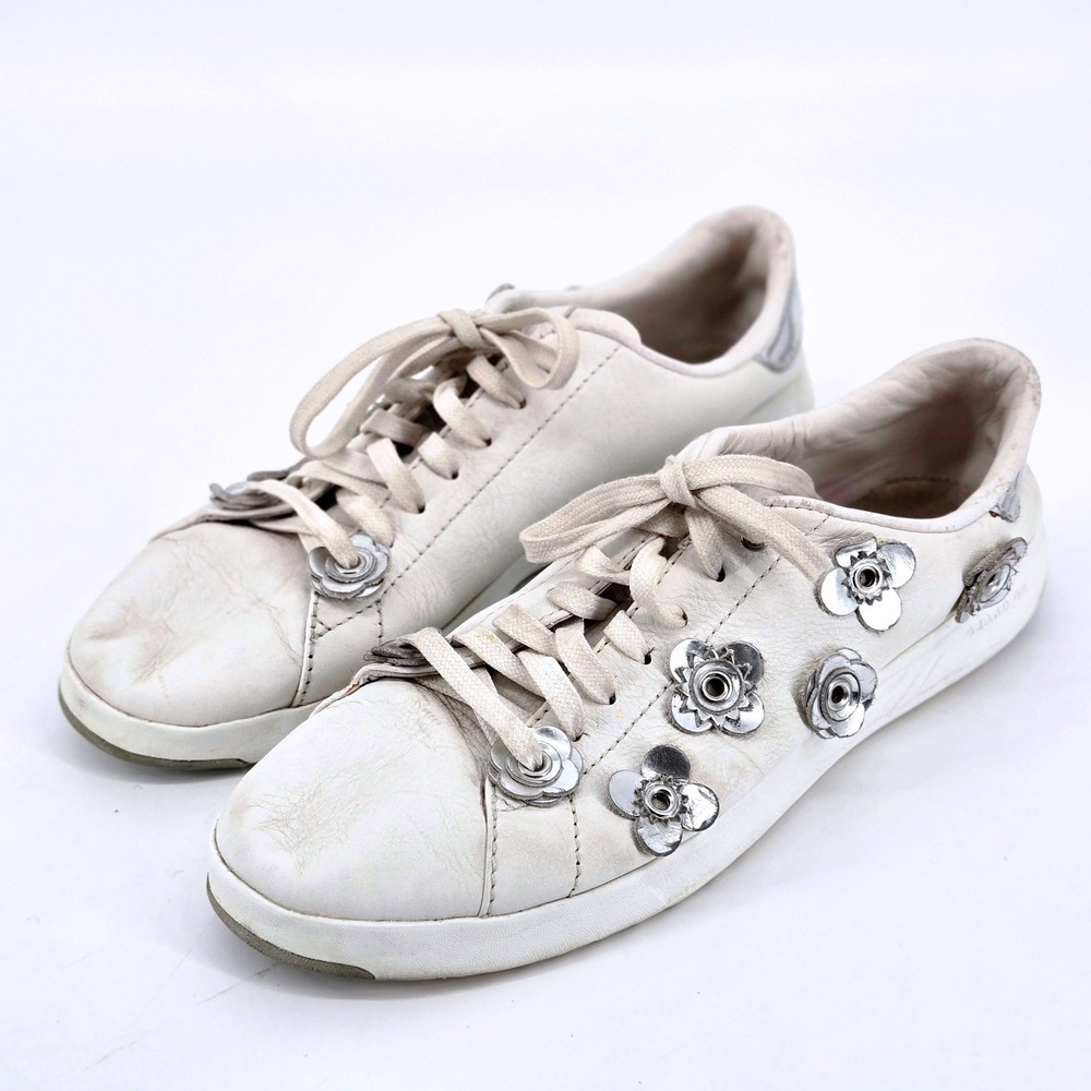 Cole Haan GrandPro Tennis White Leather Silver Floral Applique Sneakers 10B FAIR